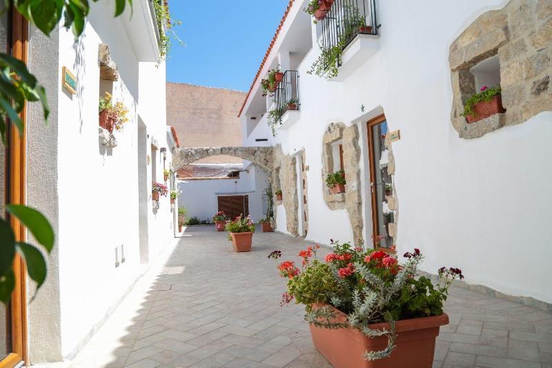 Olbia Domus Inn מראה חיצוני תמונה