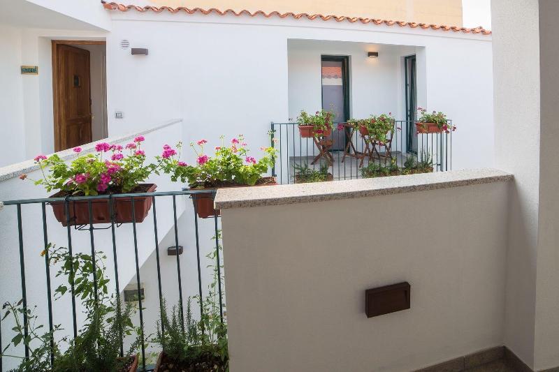 Olbia Domus Inn מראה חיצוני תמונה